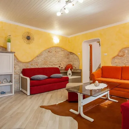 Old House Pokrajac