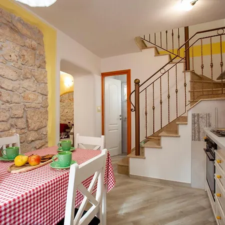 Old House Pokrajac روفينجسكو سيلو